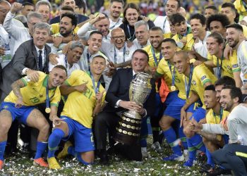 Gobierno de Bolsonaro confirma la Copa América en Brasil