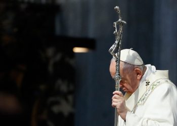 Falta de disculpa papal sobre abusos en internados de indígenas en Canadá es «vergonzoso», dice ministro