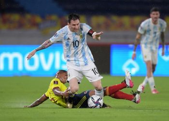 Argentina cede un agónico empate 2-2 ante Colombia en la eliminatoria a Catar 2022