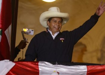 Pedro Castillo se da por vencedor frente a Keiko Fujimori en Perú