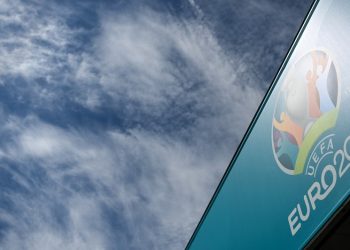 Arranca la Eurocopa más acrobática de la historia