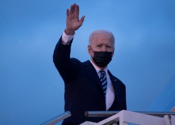 Biden llega a Europa con la promesa de millones de vacunas para el mundo