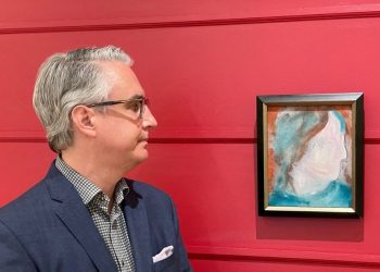 Cuadro de David Bowie que fue tasado en más de $7.000 es vendido por $4 dólares
