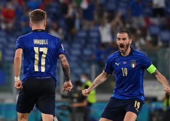 Italia sella el pase a octavos de la Eurocopa con victoria 3-0 ante Suiza