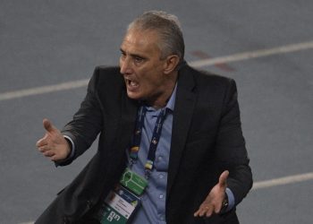 Tite, el nuevo blanco de los seguidores del presidente Bolsonaro en Brasil