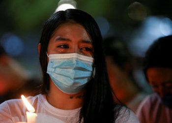 Colombia supera los 100,000 muertos por la pandemia con nuevo récord diario de fallecidos