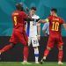 Bélgica hace pleno de victorias al superar 2-0 a Finlandia en Eurocopa