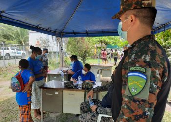 Fuerza Armada lleva servicios de salud a Puerto Parada