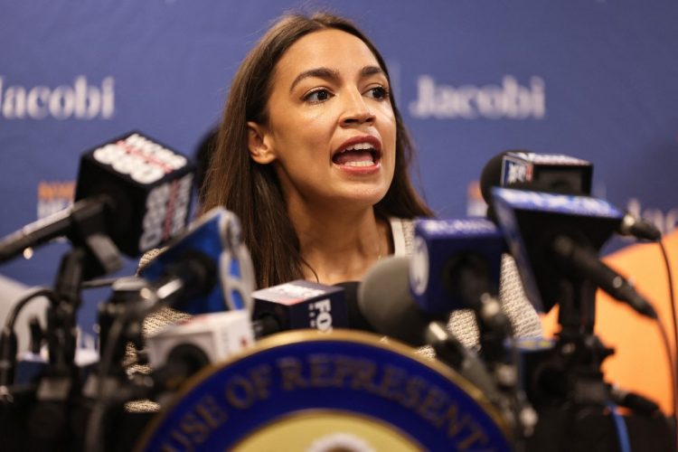 Representante Alexandria Ocasio-Cortez. FOTO / AFP
