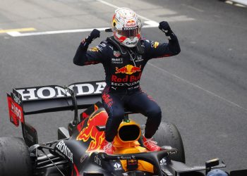 Max Verstappen vence a Lewis Hamilton en el Gran Premio de Francia