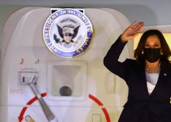 Kamala Harris culmina en México su agenda estratégica y finaliza su primer viaje a América Latina