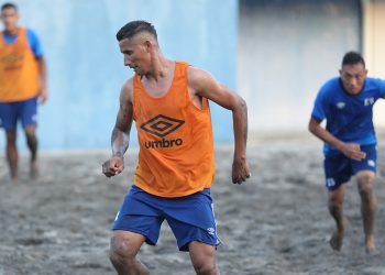 El Tín Ruíz se reporta listo para volver a la arena