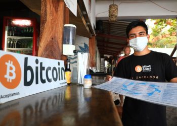 Forbes: El Salvador será uno de los centros monetarios más importantes del mundo