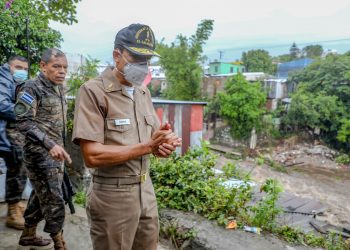 Realizan evacuaciones preventivas en comunidad Nueva Israel ante crecida del río Acelhuate