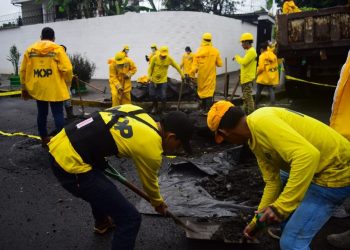 MOP interviene cárcava que se formó en las cercanías del mercado Dueñas, en Santa Tecla