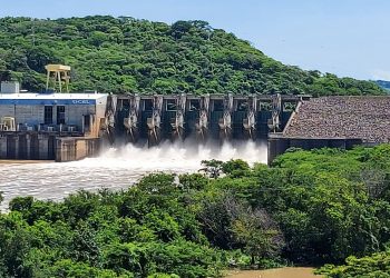 La CEL realiza descargas preventivas en central hidroeléctrica 15 de Septiembre por lluvias