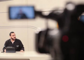«No por ser público debe de ser malo», dijo el ministro Alabi, en el marco de renovación de camas hospitalarias