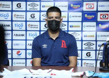 Efraín Burgos, fichaje albo: «a la afición de Alianza me la tengo que ganar en la cancha no hablando»
