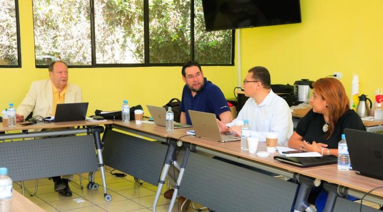 El anteproyecto de reforma será presentado el próximo mes. Foto/Diario El Salvador