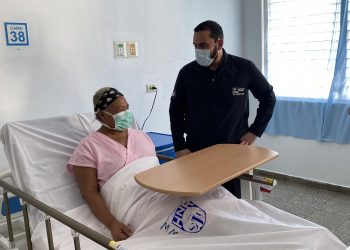 Hospitales públicos de San Miguel reciben 2,000 camas nuevas