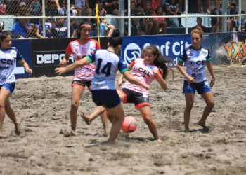 La Barra de Santiago no da tregua: se impuso 9-2 a la UES