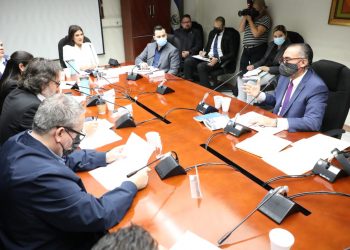 Exasesor de Asamblea dice fondos públicos eran entregados de forma «discrecional» a las oenegés