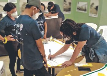 Imparten diplomado sobre plan de vida y educación integral