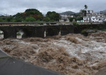 Cinco muertos y 4,498 evacuados por temporada de lluvias