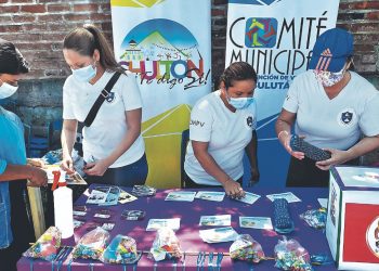 Acercan diversos servicios para habitantes de la colonia El Mirador, en Usulután
