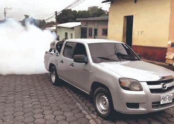 Salud desarrolló gran jornada de fumigación en Atiquizaya