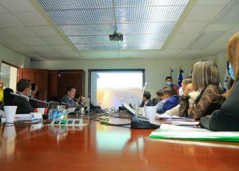 Presidente de CEPA presenta megaproyectos para dinamizar la economía
