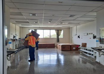 Camas para pacientes llegan a Hospital de Cojutepeque