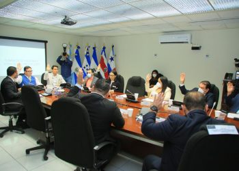 Emiten dictamen favorable para incorporar fondos a Educación