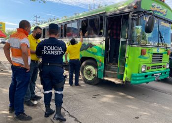 VMT y PNC atienden denuncias por incremento de pasaje en San Miguel