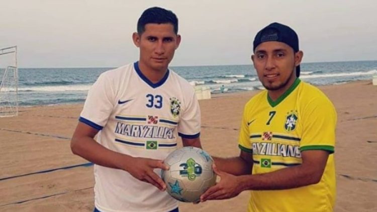 Frank Velásquez (der.) ya compartió con Tin Ruiz en un torneo similar y con el mismo equipo.