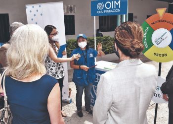 OIM y USAID amplían asesoría móvil para migrantes retornados
