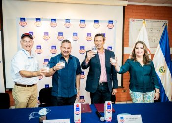 La Salud renueva certificación con ASOPEDES por sus productos de alta calidad para la niñez