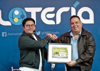 Lotería Nacional de Beneficencia festeja 25 años de carrera del grupo Élite