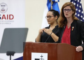 Administradora de USAID anuncia cooperación en sectores del país