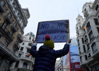 «Solo sí es sí»: España busca endurecer su legislación contra la violación