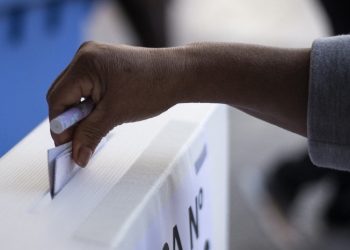 Tribunal electoral espera proclamar al nuevo presidente de Perú el 20 de julio