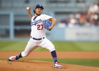 Lanzador estrella de los Dodgers es apartado por denuncia de agresión contra una mujer