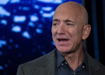 Jeff Bezos se retira del mando operativo Amazon, pero deja atrás una sólida herencia