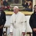 El papa tuvo fiebre, pero sus análisis son buenos y sigue su recuperación