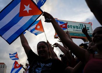 Crisis, pandemia e internet, los detonantes de las protestas en Cuba