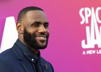 LeBron James reina en la taquilla con la nueva «Space Jam»