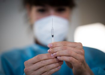 El covid «se está convirtiendo en pandemia de no vacunados», dice EE. UU.
