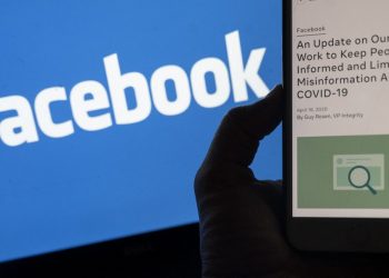 Facebook rechaza críticas de Biden por desinformación y dice que «ayuda a salvar vidas»