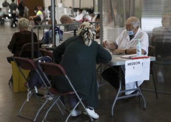 Francia registra 18,000 contagios por covid-19 en 24 horas