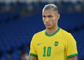 Richarlison brilla en Tokio-2020 con la «10» de Pelé y Neymar
